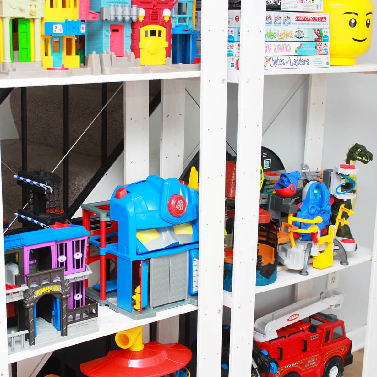 How to Organize Big Toys