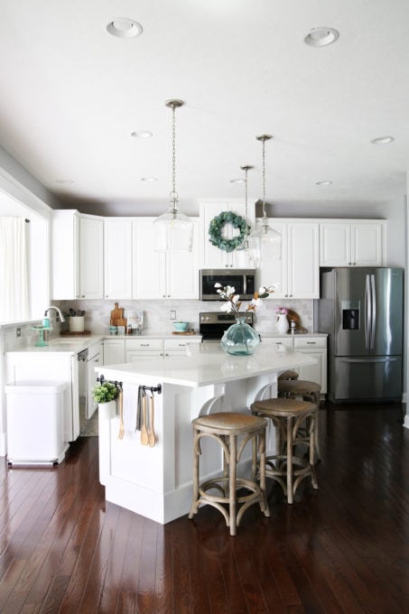 White Kitchen with Summer Decorating Ideas