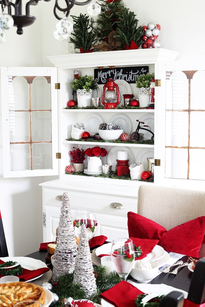 Home Decor- Classic Christmas Home Tour with buffalo check, plaid, red, black and white decorative elements. Pop over to the blog to see the whole tour!