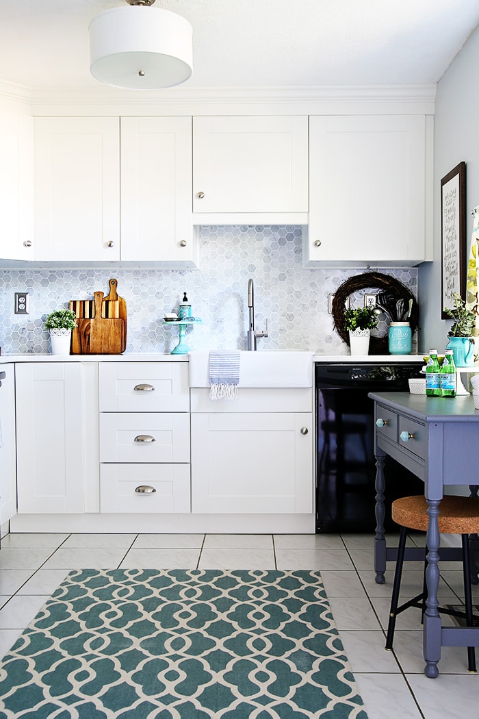 Beautifully renovated small kitchen in a townhouse. You really can have a gorgeous kitchen in a small space!