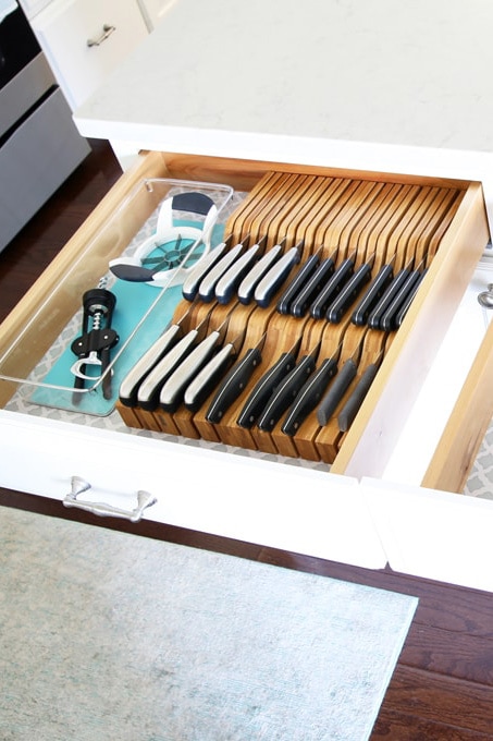 Knife block in kitchen drawer