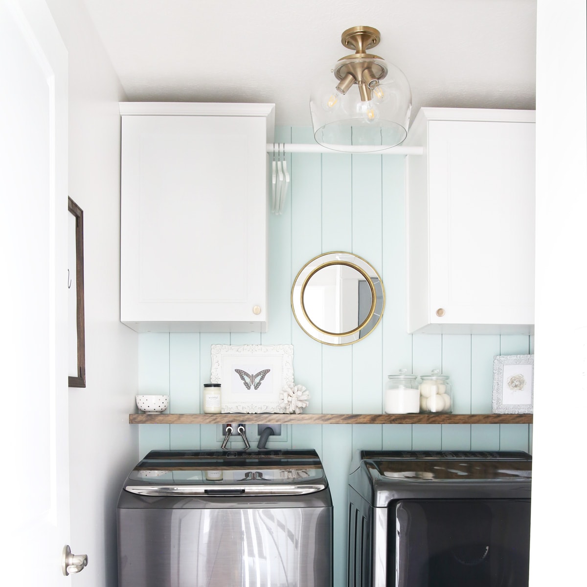 Brilliant Small Laundry Room Organization Ideas