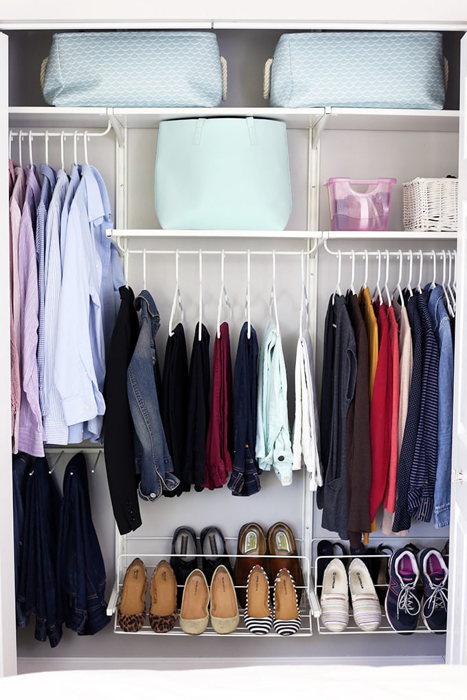 Fantastic tips and tricks for getting organized when you live in a small space! Click through to the post, and get ready to organize your life!