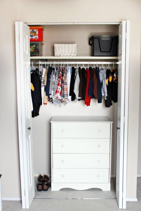 kids' small closet with dresser inside to maximize space, closet ideas