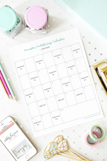 Free Printable Decluttering Calendar for Decluttering the Living Room